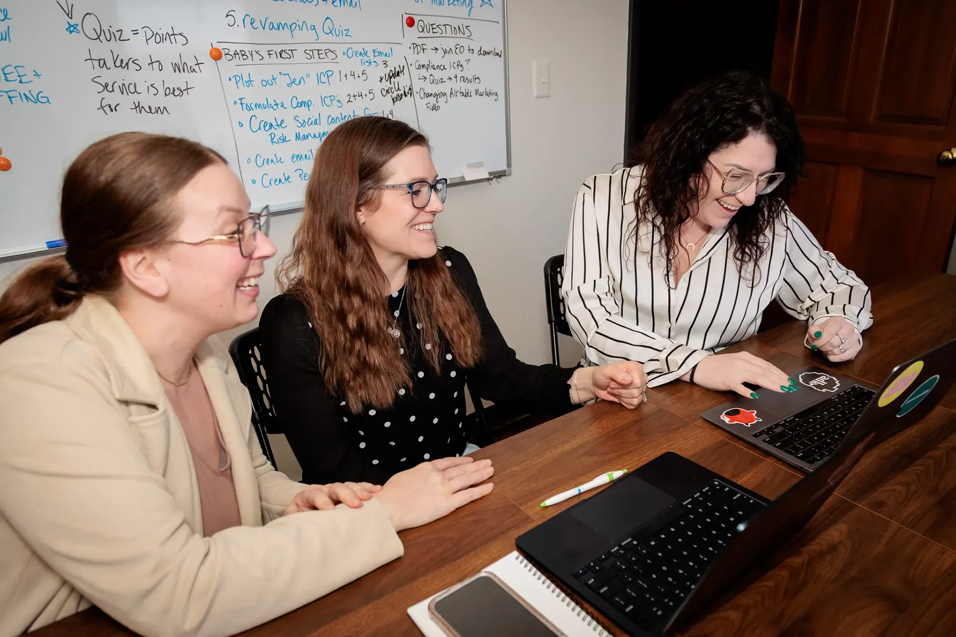 Jill Bilodeau and friends working on their laptops
