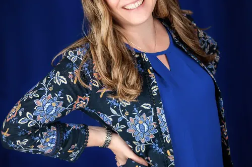 jill bilodeau blue background